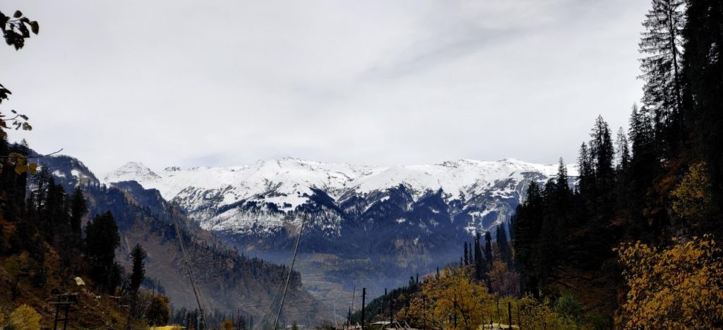 Soak in the amazing vistas of Solang