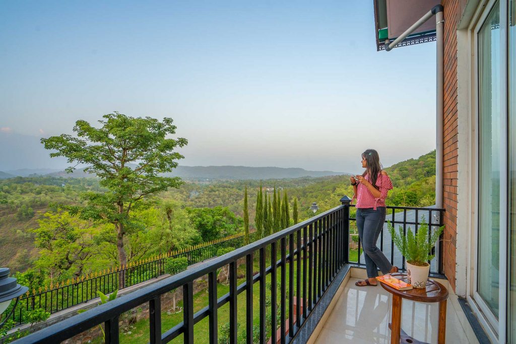 Spend your long weekends relaxing in the soothing aura that radiates through this property.