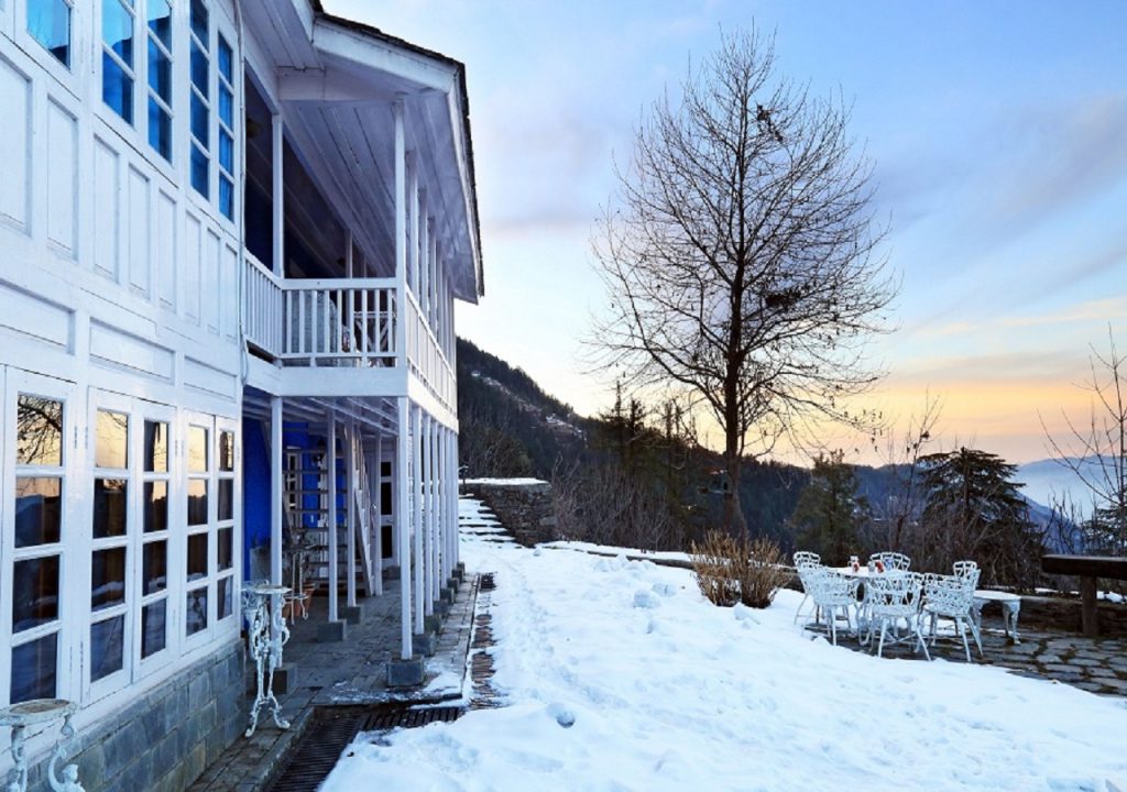 villas in shimla in december