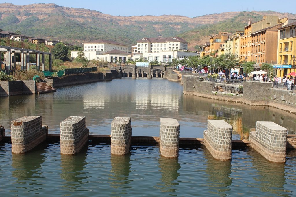 lavasa city lake, tourist place near mumbai
