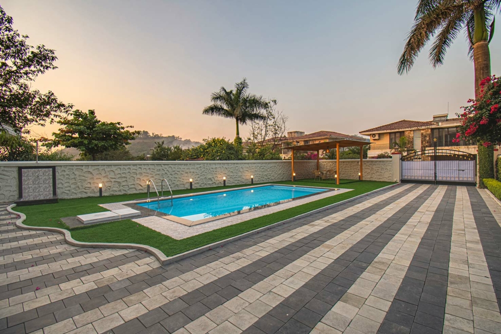 villas in lonavala with pool