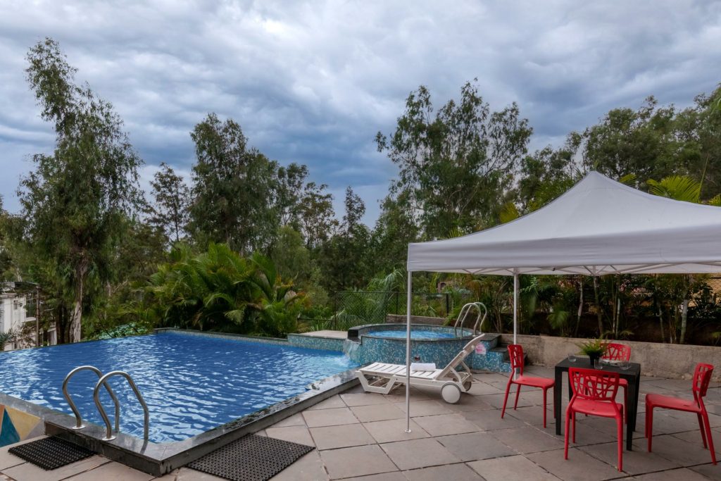 pool villa in Panchgani