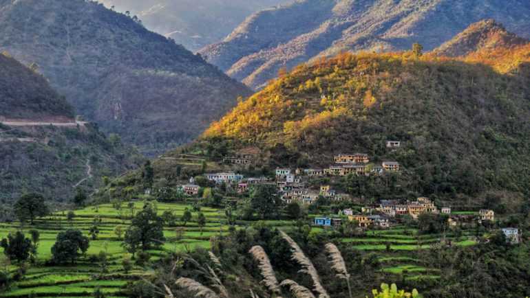 mountain view near ganges in rishikesh