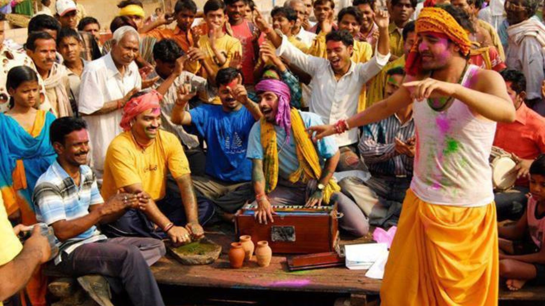 Varanasi Holi