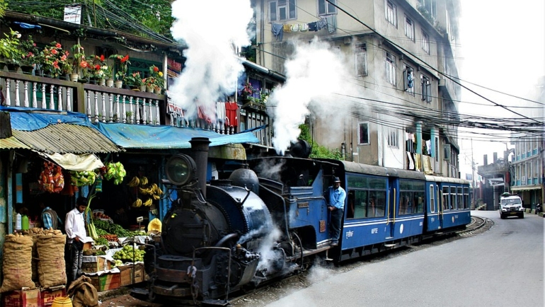 offbeat places to visit in darjeeling