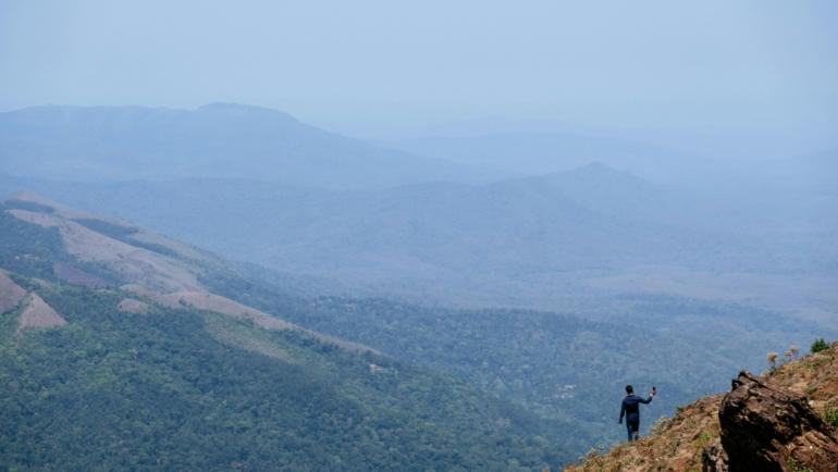 mullayangiri hills in chikmagalur