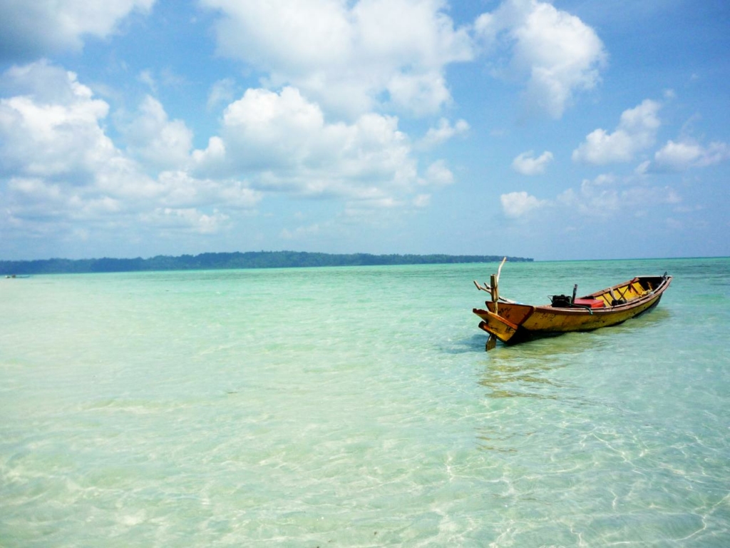 How to reach Havelock Island by Sea
PC: 1ieve - https://www.flickr.com/photos/lieve/4141835700