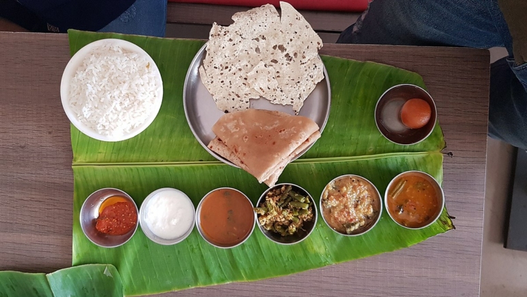 restaurants in Hampi PC: Bhuppigraphy via Wikimedia