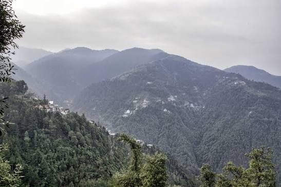 how to reach Dalhousie