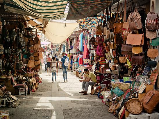 The Vibrant Shopping Scene in Coimbatore
https://www.pickpik.com/people-marketplace-daytime-souk-discount-bazaar-63080