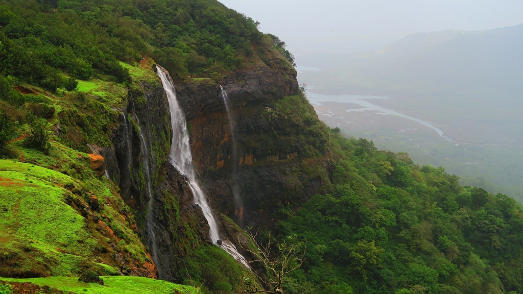A trek in Matheran with waterfalls