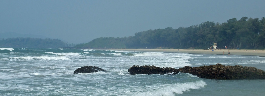 galgibaga beach in one of the peaceful beaches in goa