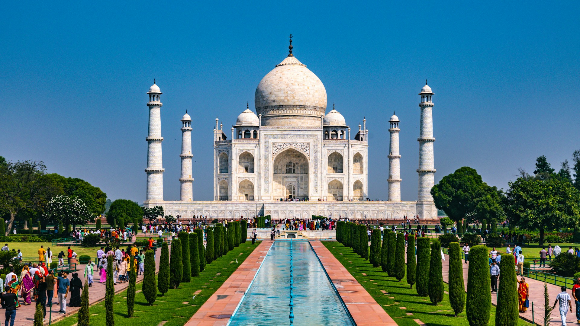 best time to visit Agra