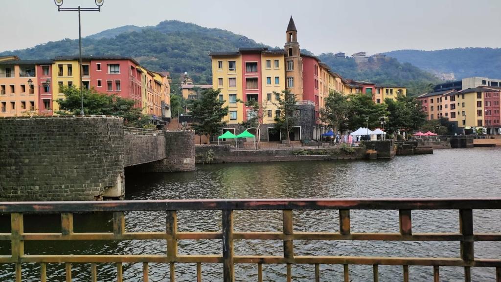 Lavasa Hill station in Maharashtra
Image Credit: Yashika Chhabaria via Unsplash