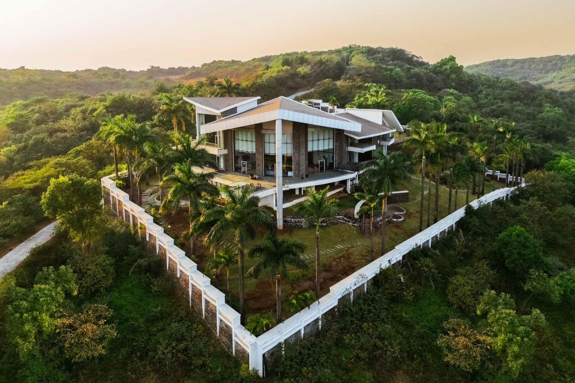Emerald Acres Villa in Lonavala
