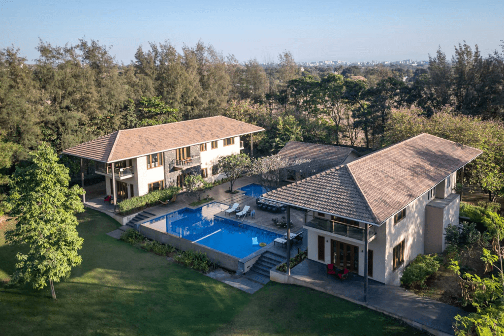 pool villa in nashik to book