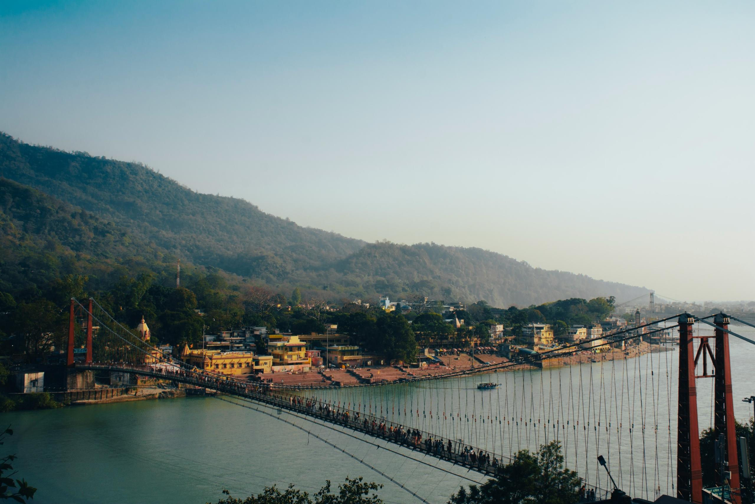 ram jhula, tourist place in rishikesh