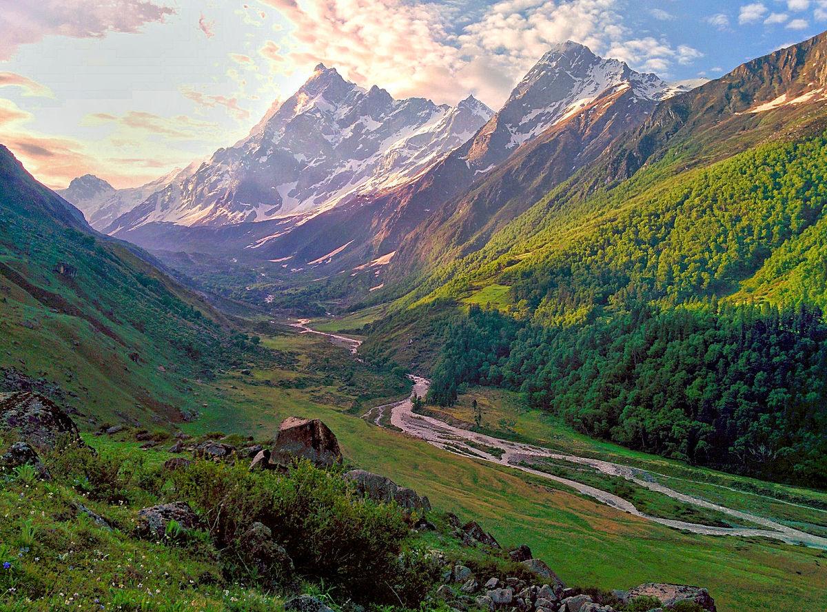 Valleys In india Image Credits: Metanish