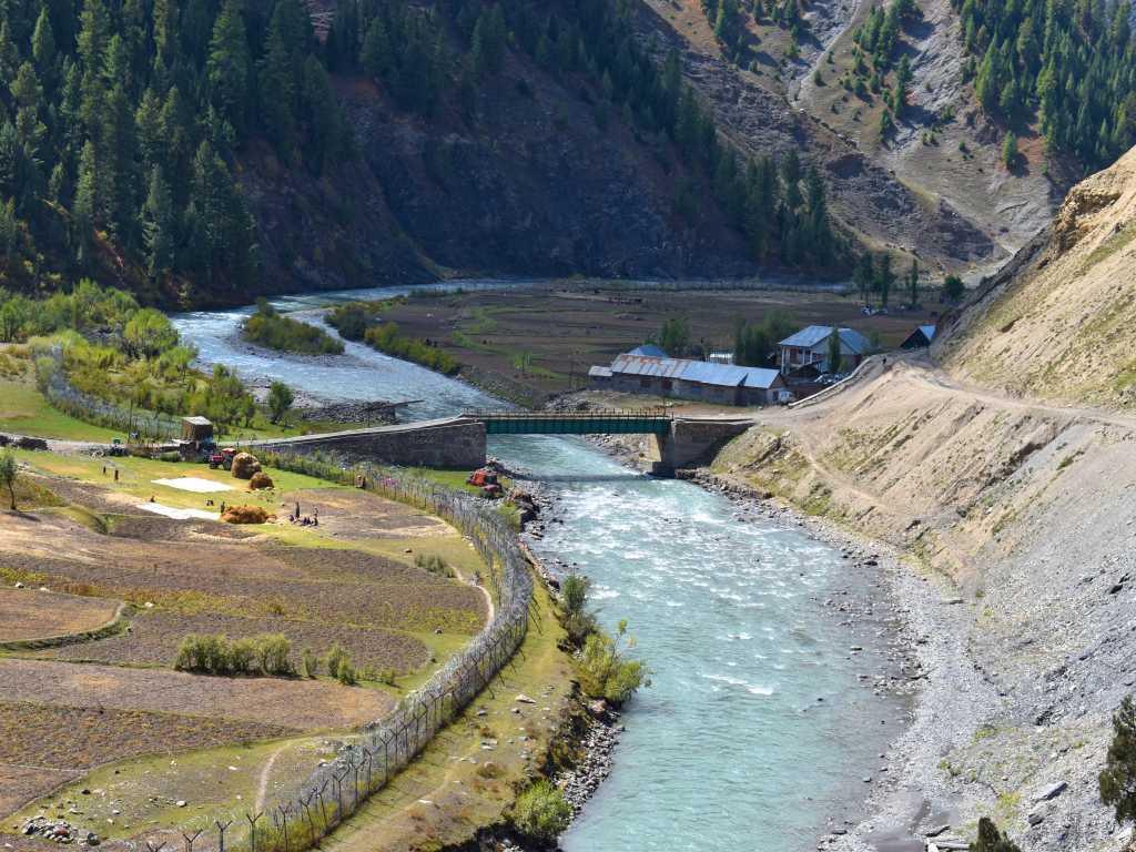 Image credits Abhiruppaul0103 via Wikimedia
Gurez Valley tourism
Tourism in Kashmir
Travel in Kashmir
Things to do in Kashmir
Places to visit in Kashmir