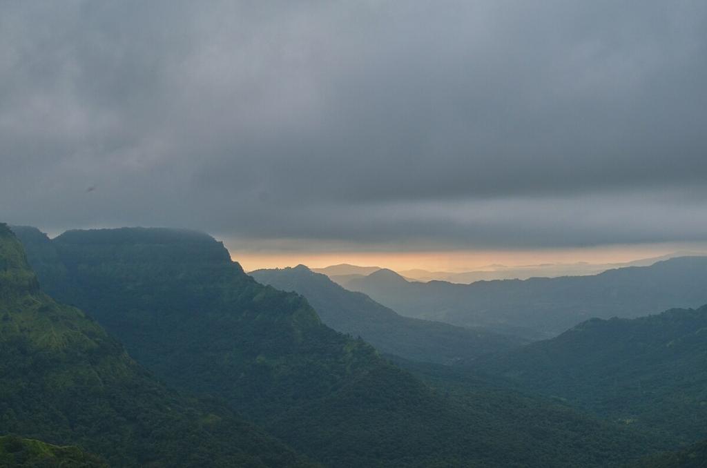 Amboli, Sunset Point

Image Credit: Yashhegde via Wikimedia Commons
