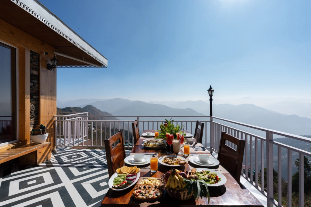 Villas in Himachal to visit this summer