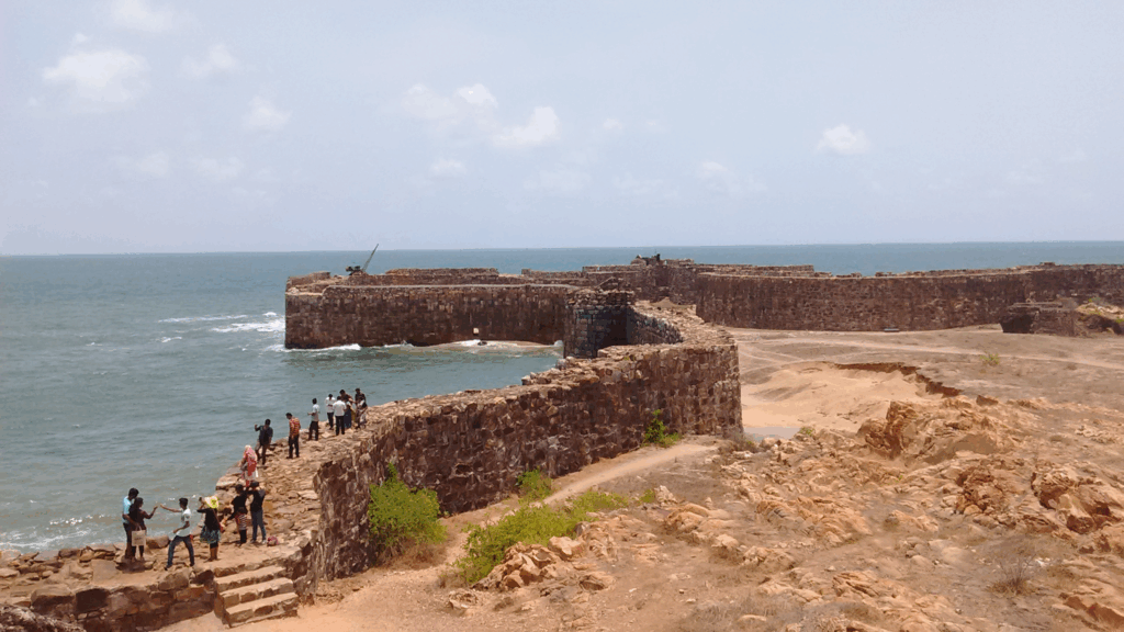 sindhudurg fort - must visit forts in maharashtra