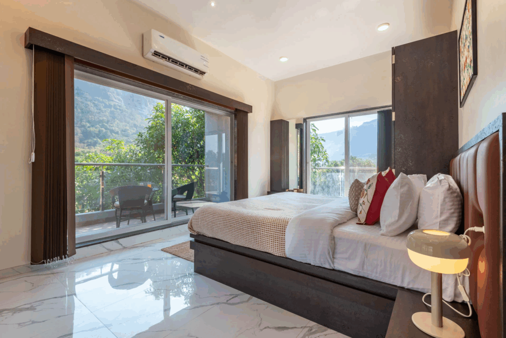 villa with jacuzzi in karjat