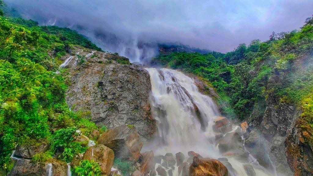 cherrapunji waterfall