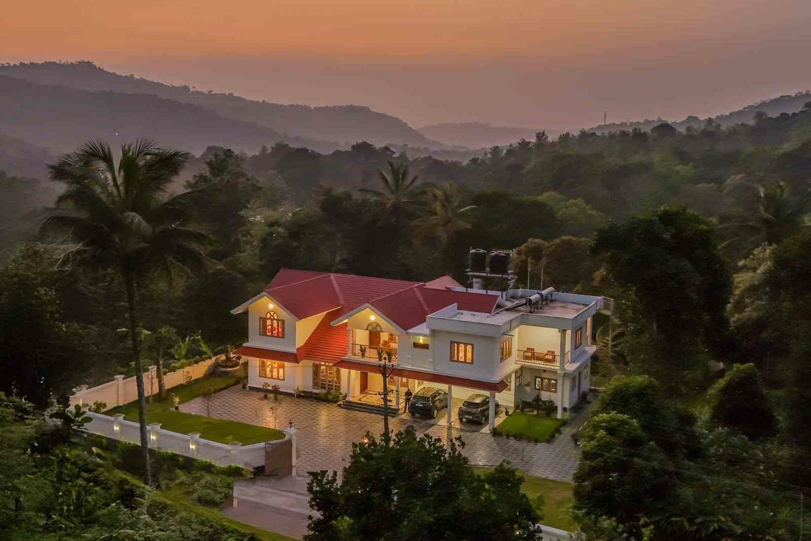 Best places for couples to stay in South India