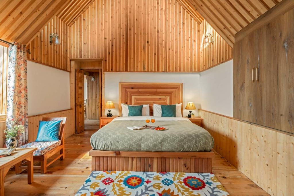 budget stays near shimla