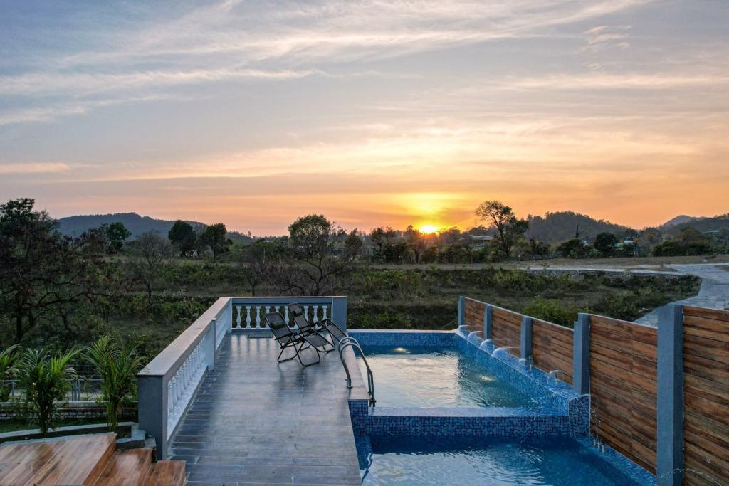 A getaway in the hills this summer for the best mountain views near Delhi