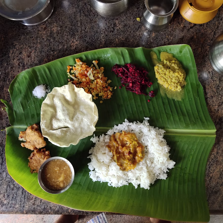 local food munnar