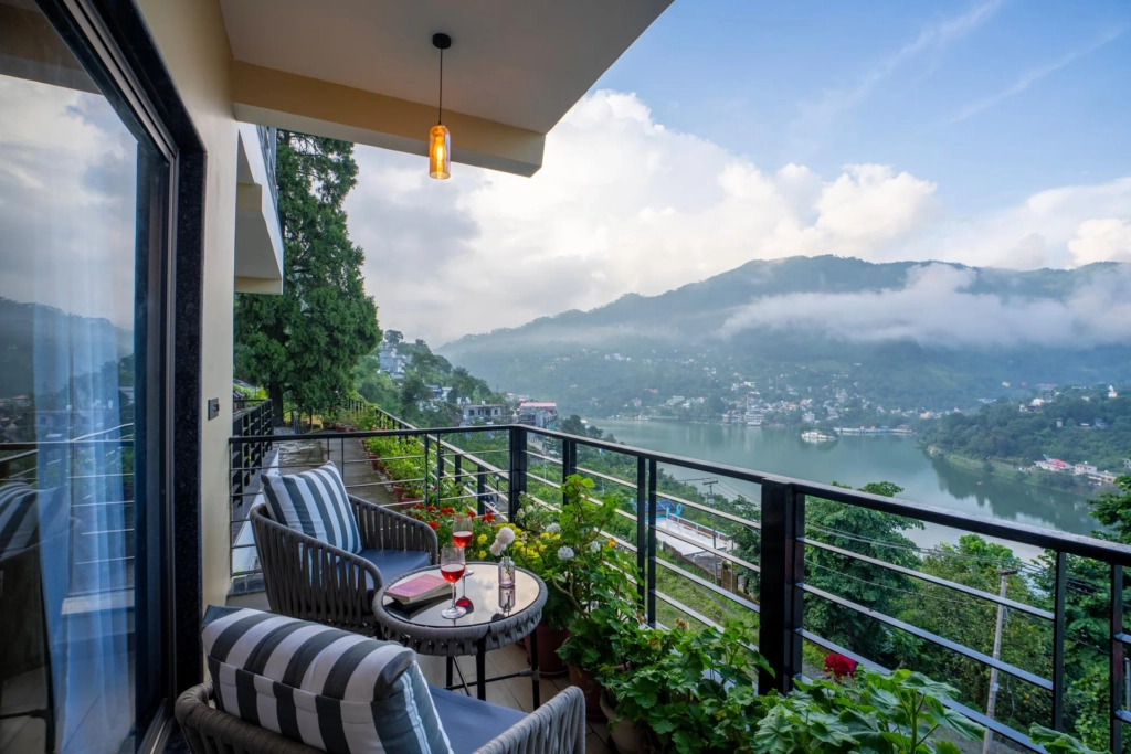 A luxury Getaway in the Hills Near Delhi