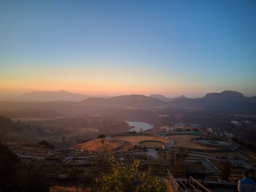 Image Credit: Pavitra Shah via unsplash, saputara