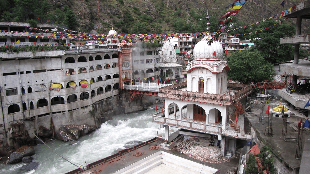 manikaran gurudwar near bir in june