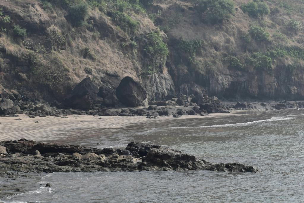 alibaug beaches and weather in rains