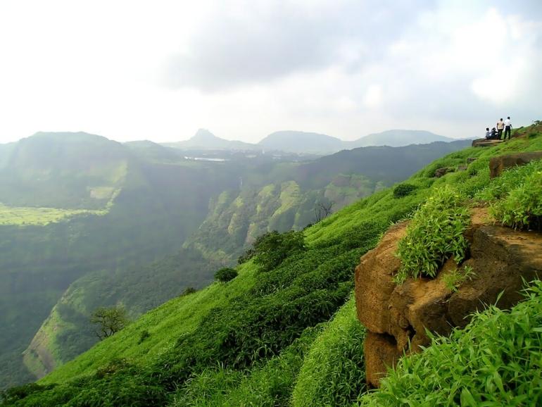 Maharashtra’s Most Beautiful Monsoon Road Trips