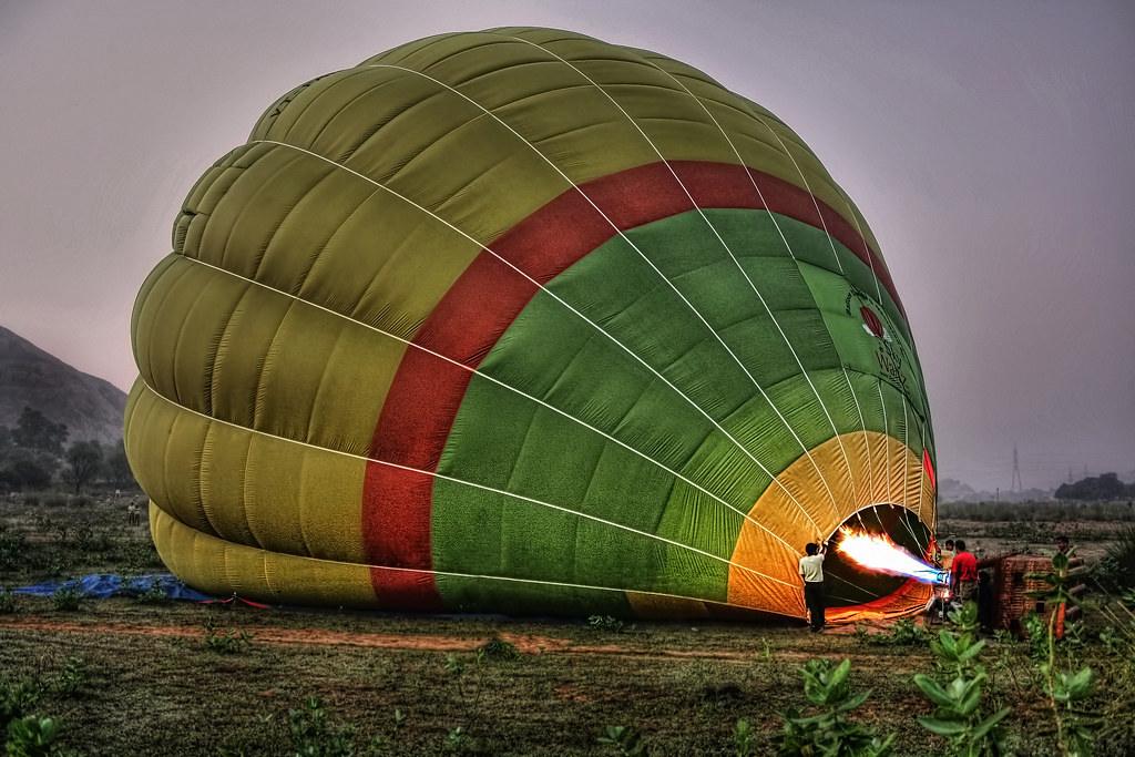 Hot air balloon in Jaipur