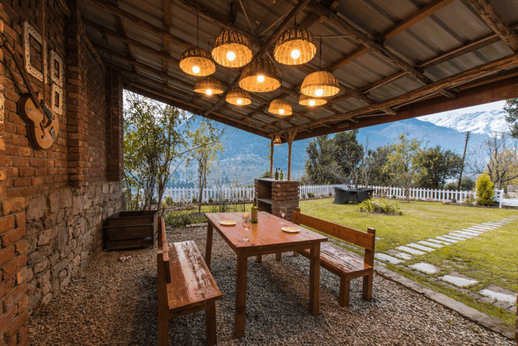 mountain view cottages in manali for rent