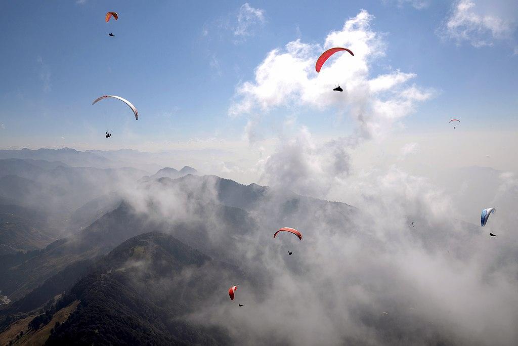 paragliding in bir billing
