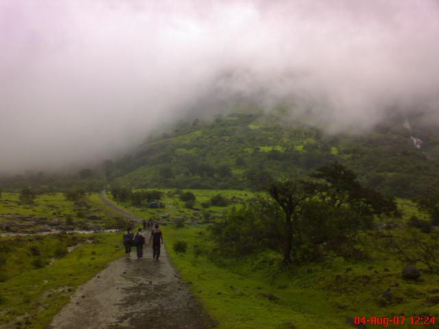 Rajmachi fort, best places to visit near pune in monsoon