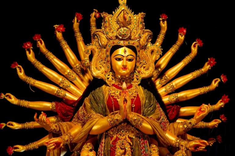 durga pooja in kolkata 2025