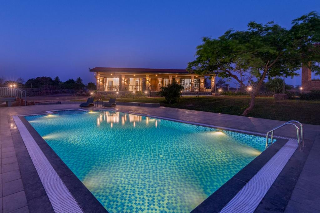 Veg villa near Mumbai