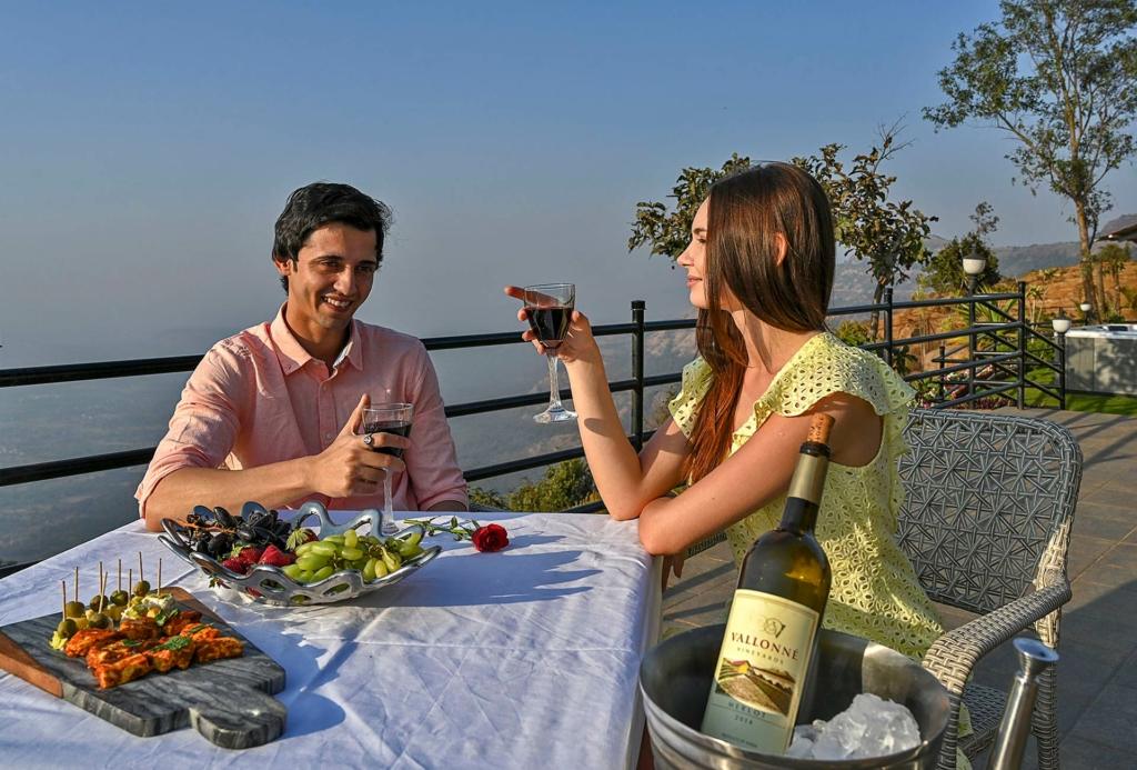 Villa near Mumbai: Weekend Trips from Mumbai