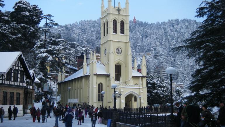 mall road shimla in snow