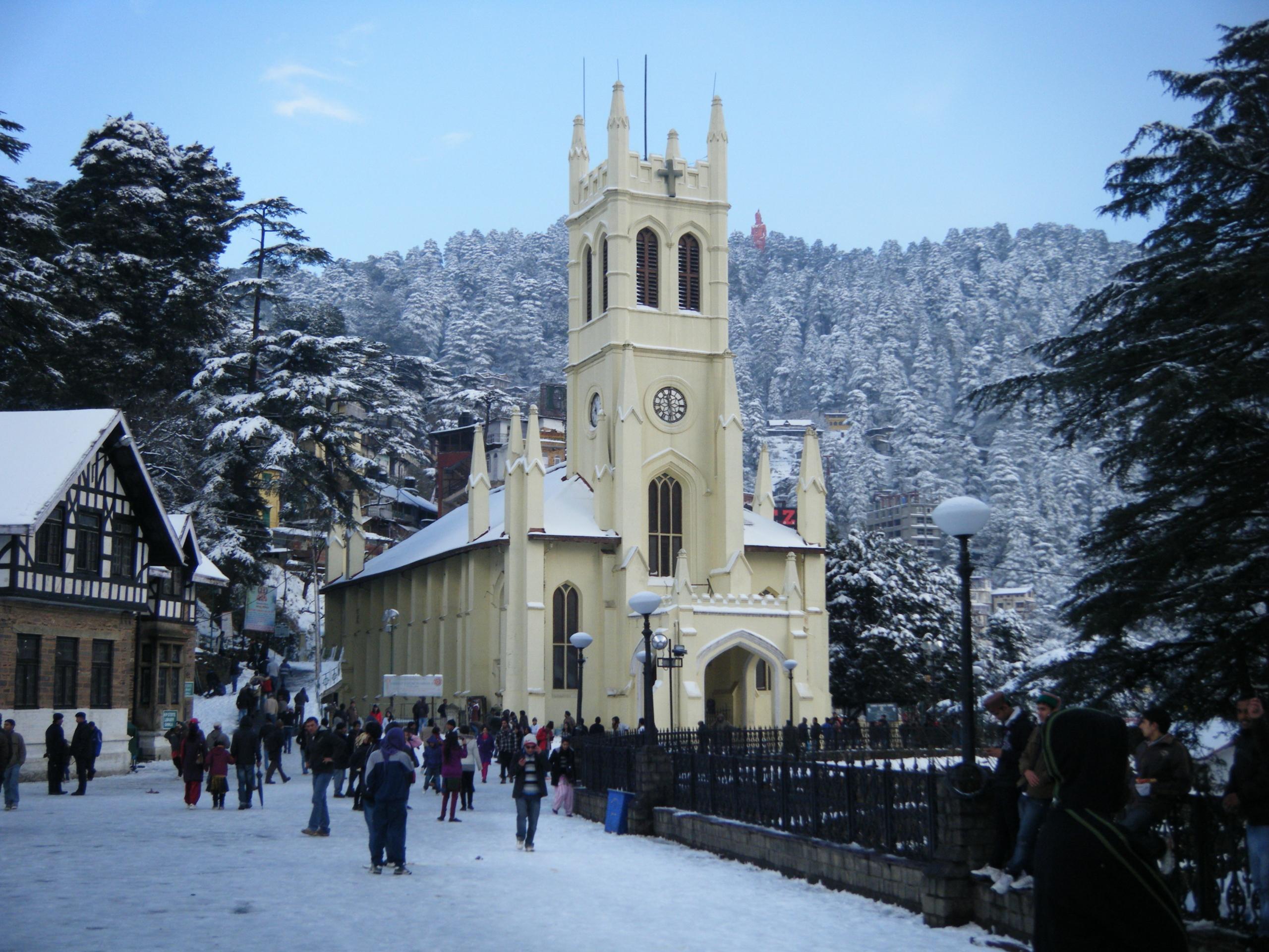 mall road shimla in snow
