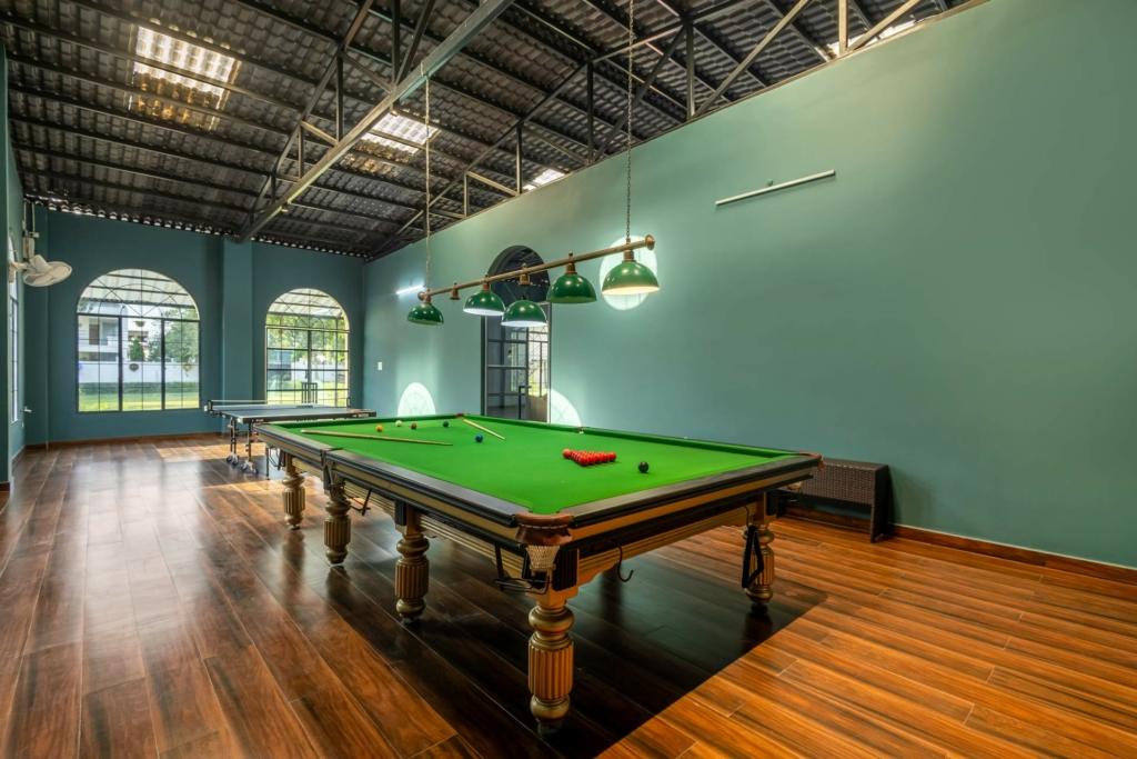 stay in Varanasi at Arcadian Manor 