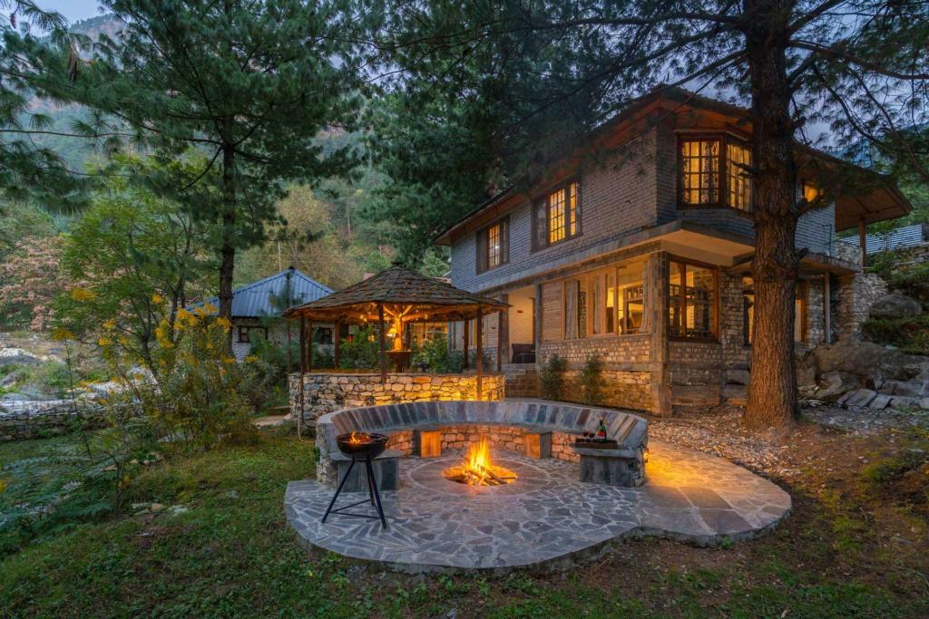 Plan Your Next Family Trip at These Luxury Villas in North India