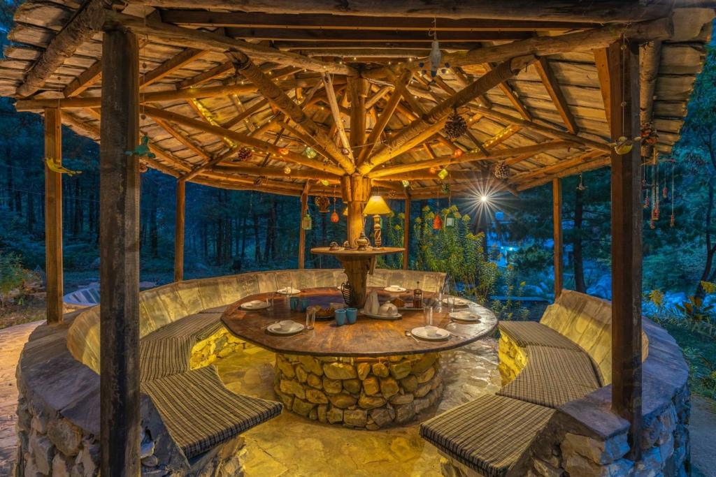 Plan Your Next Family Trip at These Luxury Villas in North India