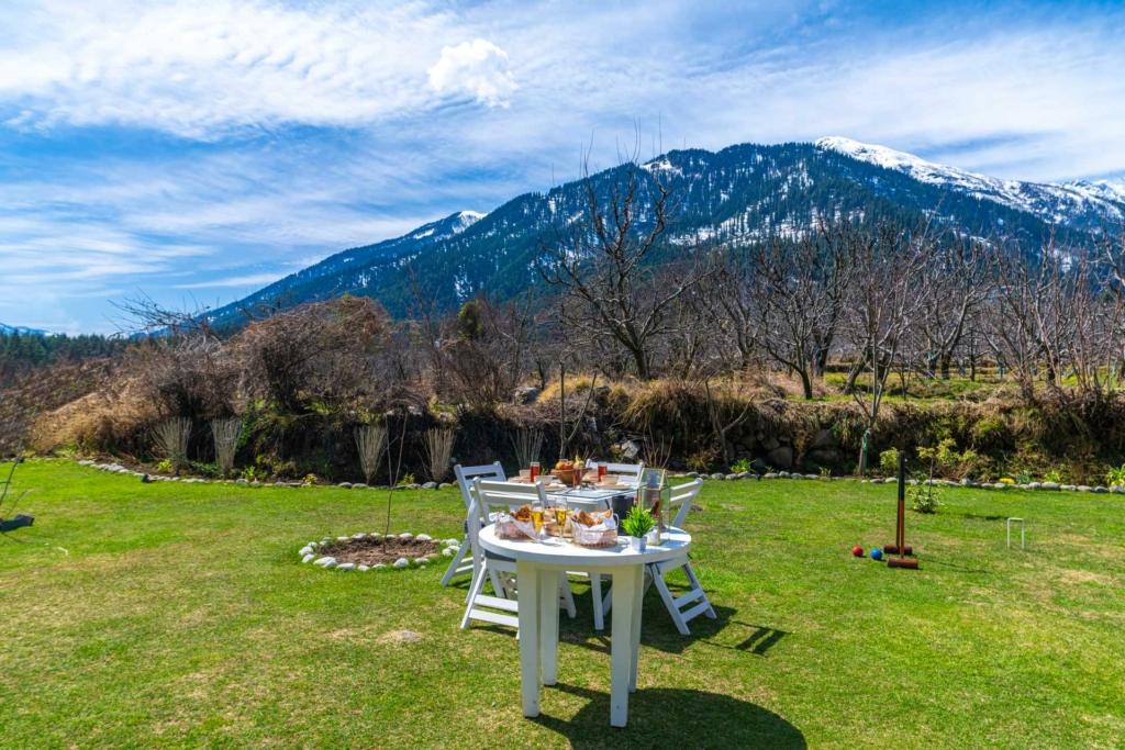 Plan Your Next Family Trip at These Luxury Villas in North India